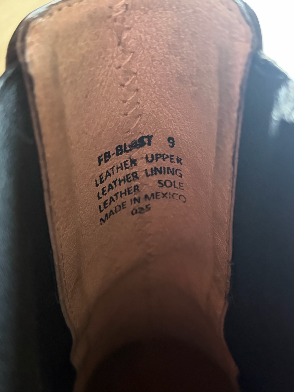 *RARE* Freebird by Steven “BLAST” Distressed Leather Block Heel Chelsea Boot - Picture 3 of 5